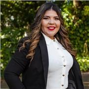 Professora de Direito, especialmente na área de Processo do Trabalho e Previdenciário